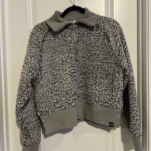 Pink store fleece sweater